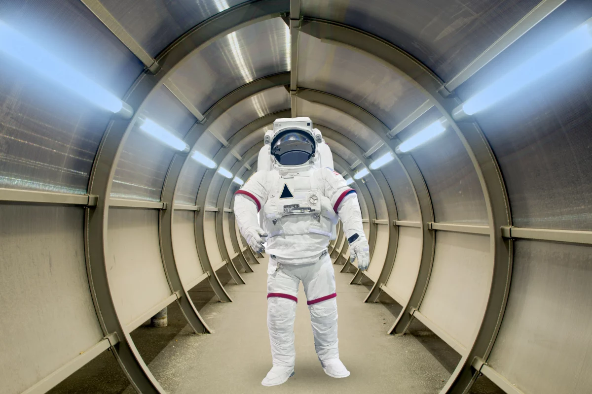 It probably won't look like this, but colorful LEDs are heading for the ISS (originals: Shutterstock [1] [2])