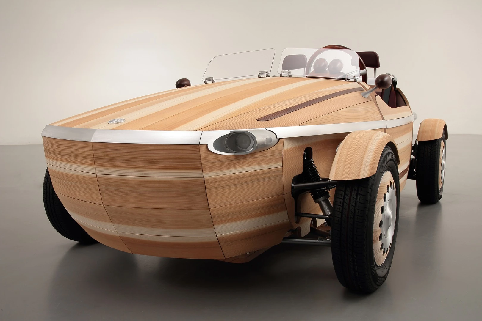 Debuting in April at Milan Design Week, the Toyota Setsuna concept is a wooden masterpiece that combines this timeless material with a 100-year chronograph