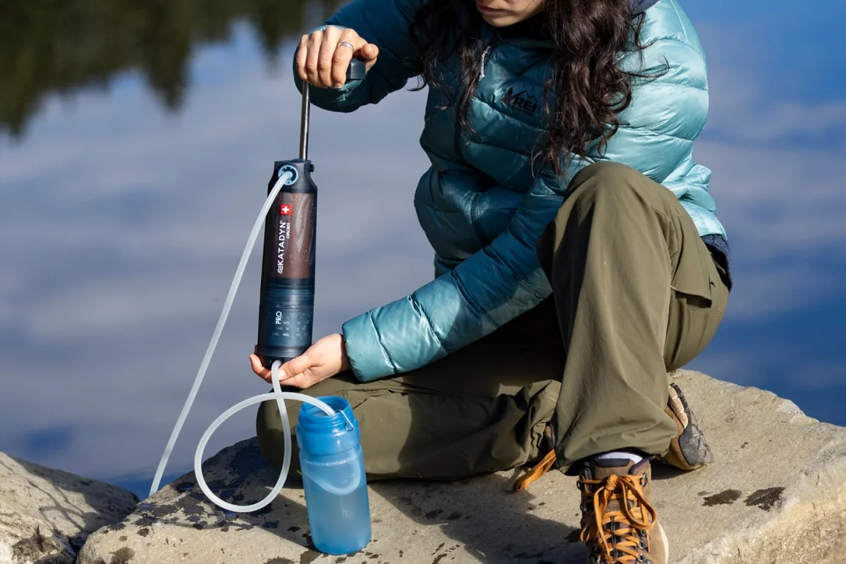 The heart of the Explorer system is a tough heavy-duty steel pump operated by a pull-up manual piston, no batteries required