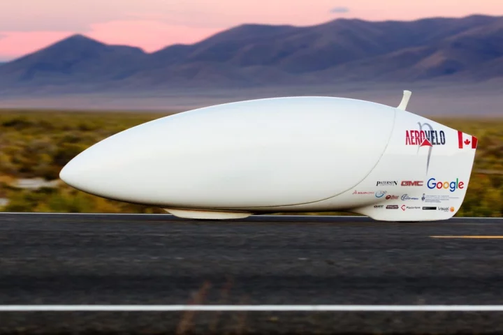 The Aerovelo Eta uses a bullet-shaped shell to cut through the air
