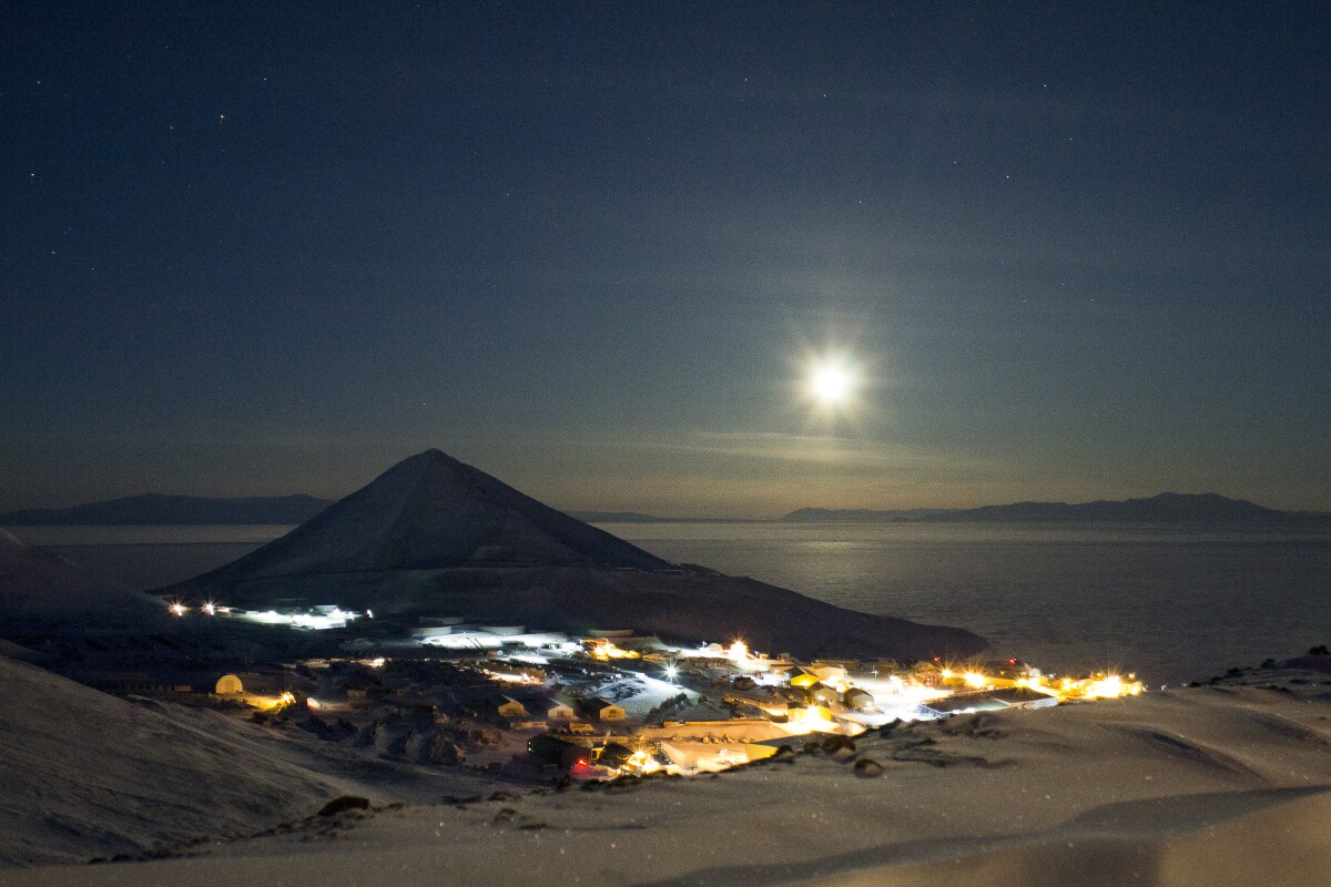 Scientists at Antarctica's McMurdo Station are now testing out SpaceX's Starlink internet service