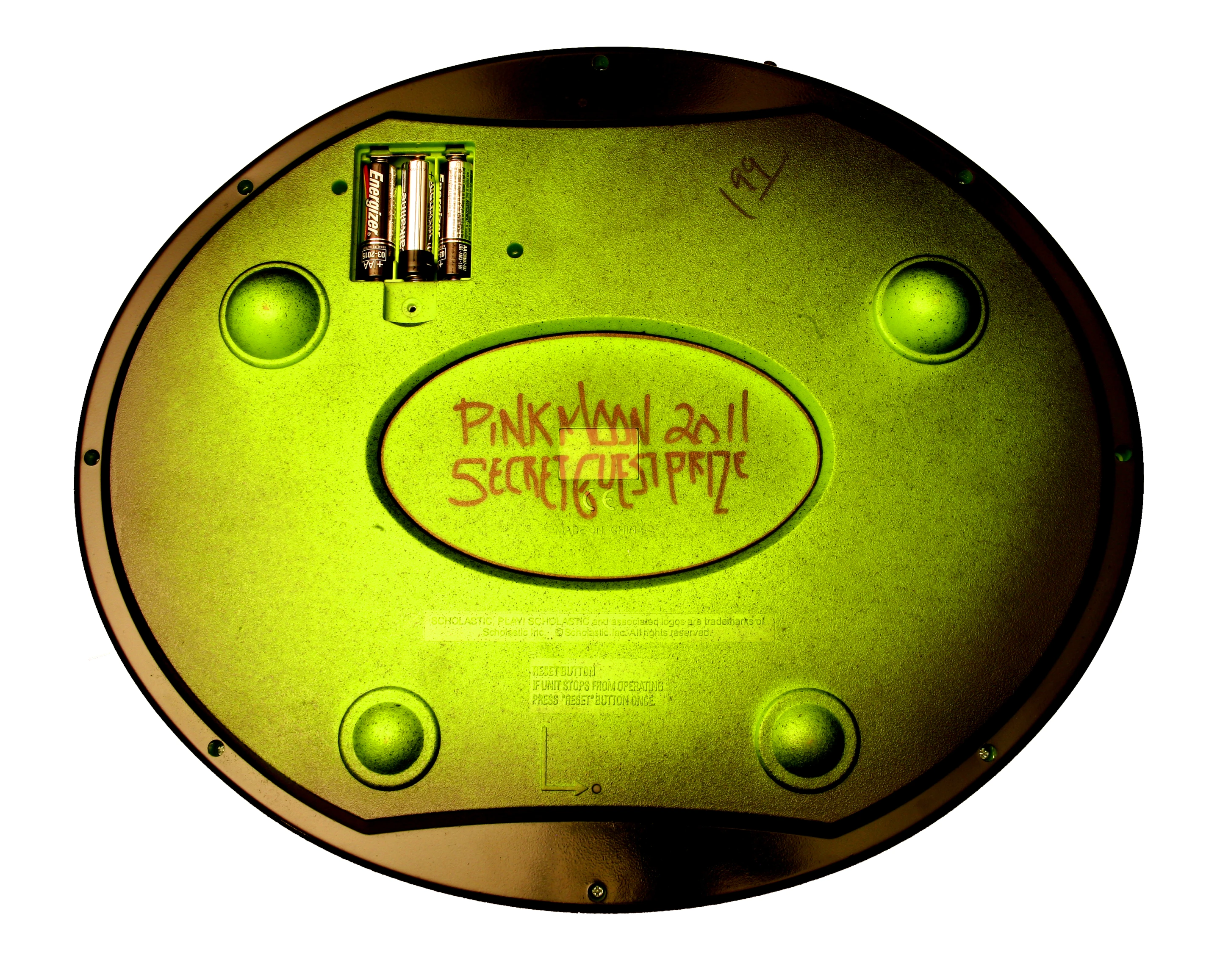 The bottom view of the Radiopool Thereglyph shows the three batteries which power the device