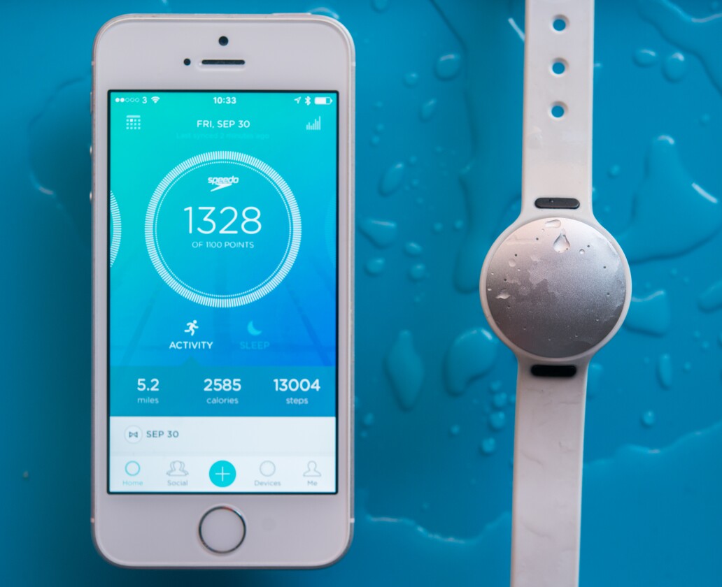 The waterproof Misfit Shine 2 (Swimmer's Edition) with the companion app