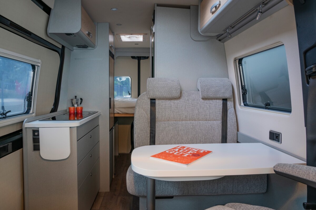 Inside the Hymer Free S 600