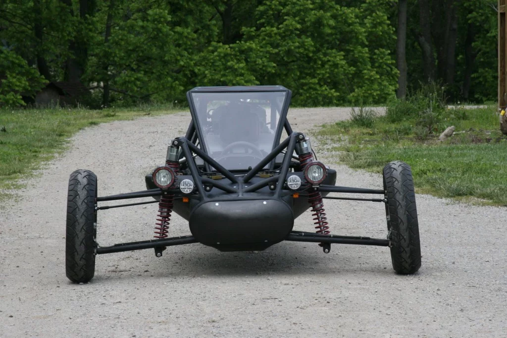 A front view of the DiamondBack