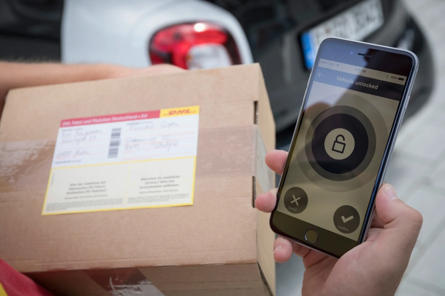 Among the functionalities that the Connectivity Box will provide are the ability for the courier to locate a car, flash its lights and safely unlock and lock it