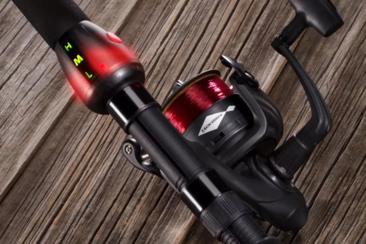 The POLETAP SMARTROD uses a built-in accelerometer to detect fish strikes