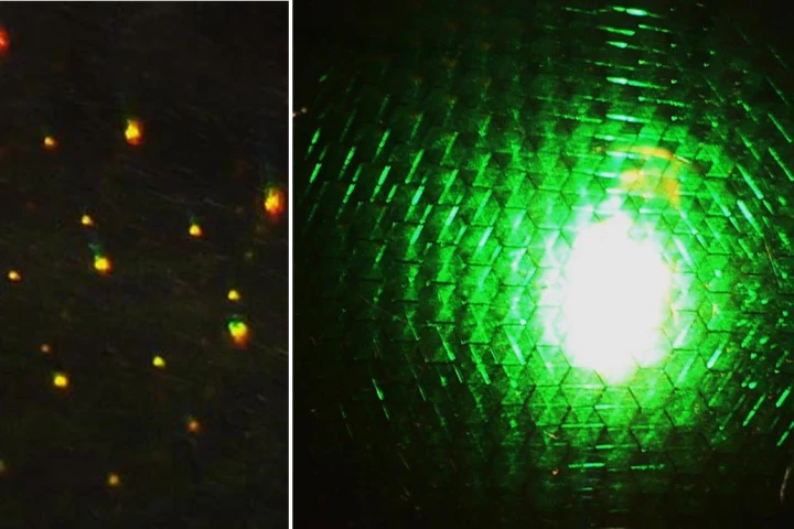 Holographic spots and a hologram illuminated from the center (Photo: Ali Yetisen)