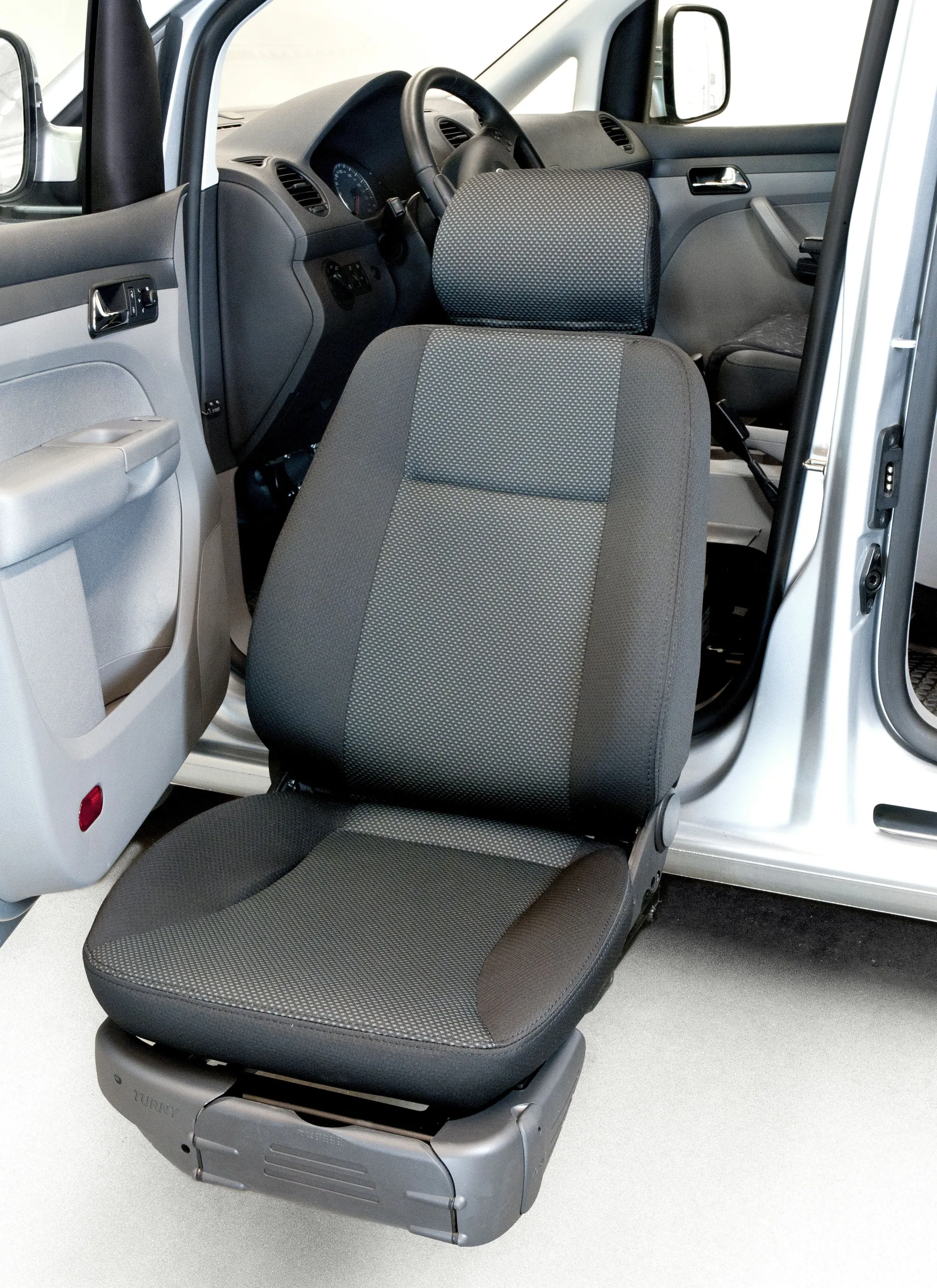 The Turny Evo is Autoadapt's first model that can be used with the driver's seat