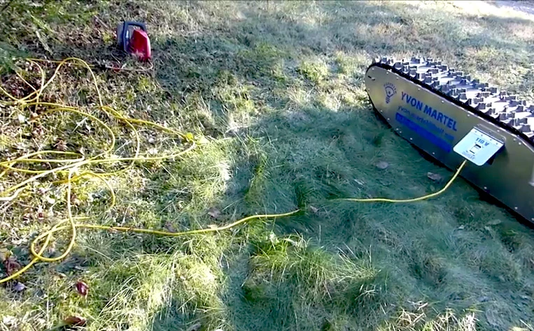 The sled also doubles as a portable electric generator with a 110V system capable of powering electric tools, lighting, etc