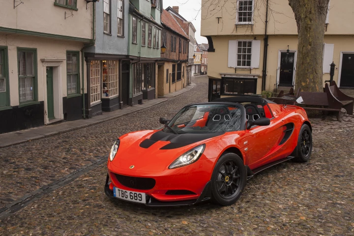 The Lotus Elise Cup 250 will have a limited run of only 200 units per year