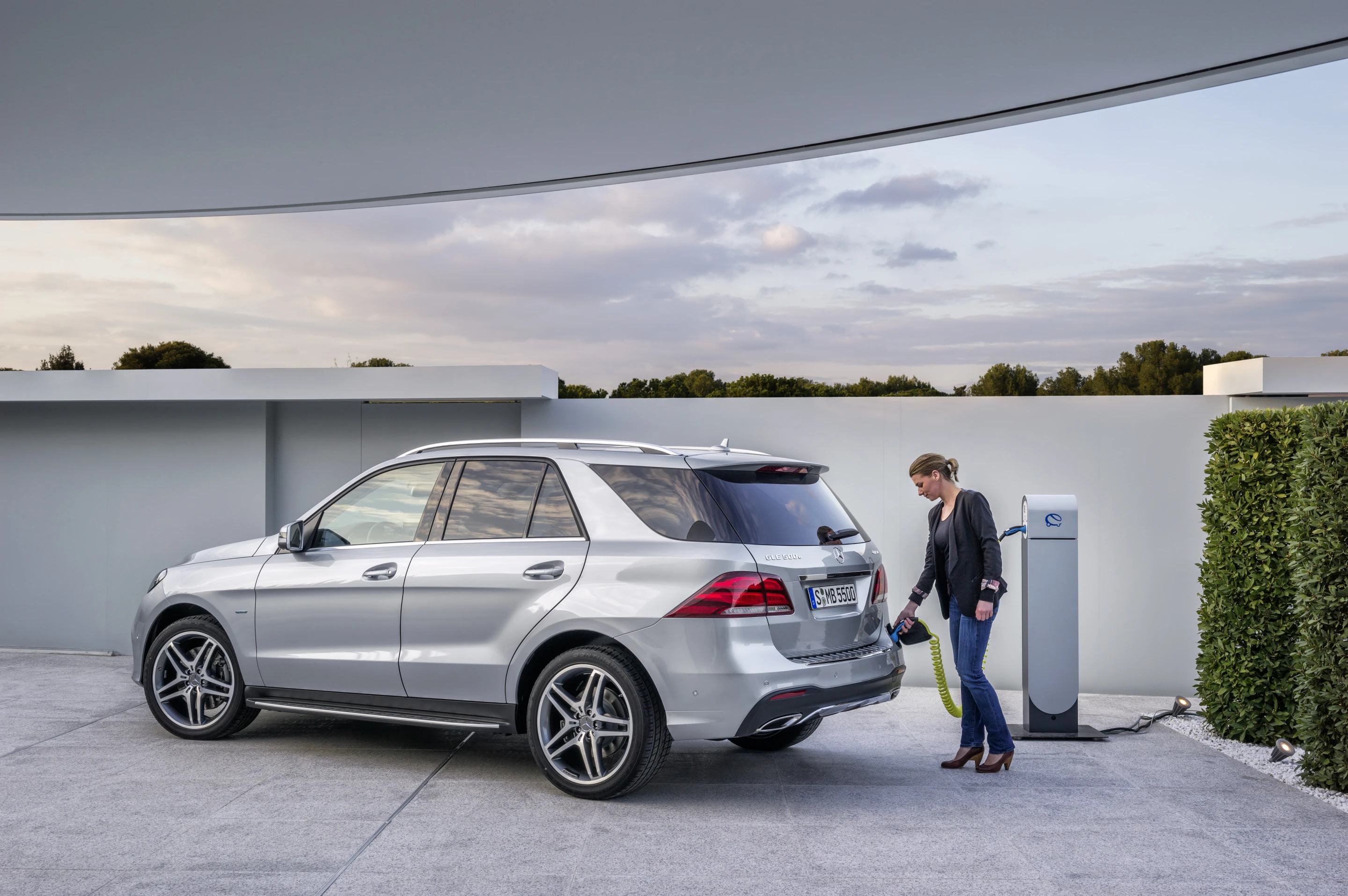 The plug-in option will give owners 30 km (19 mi) of electric-only range