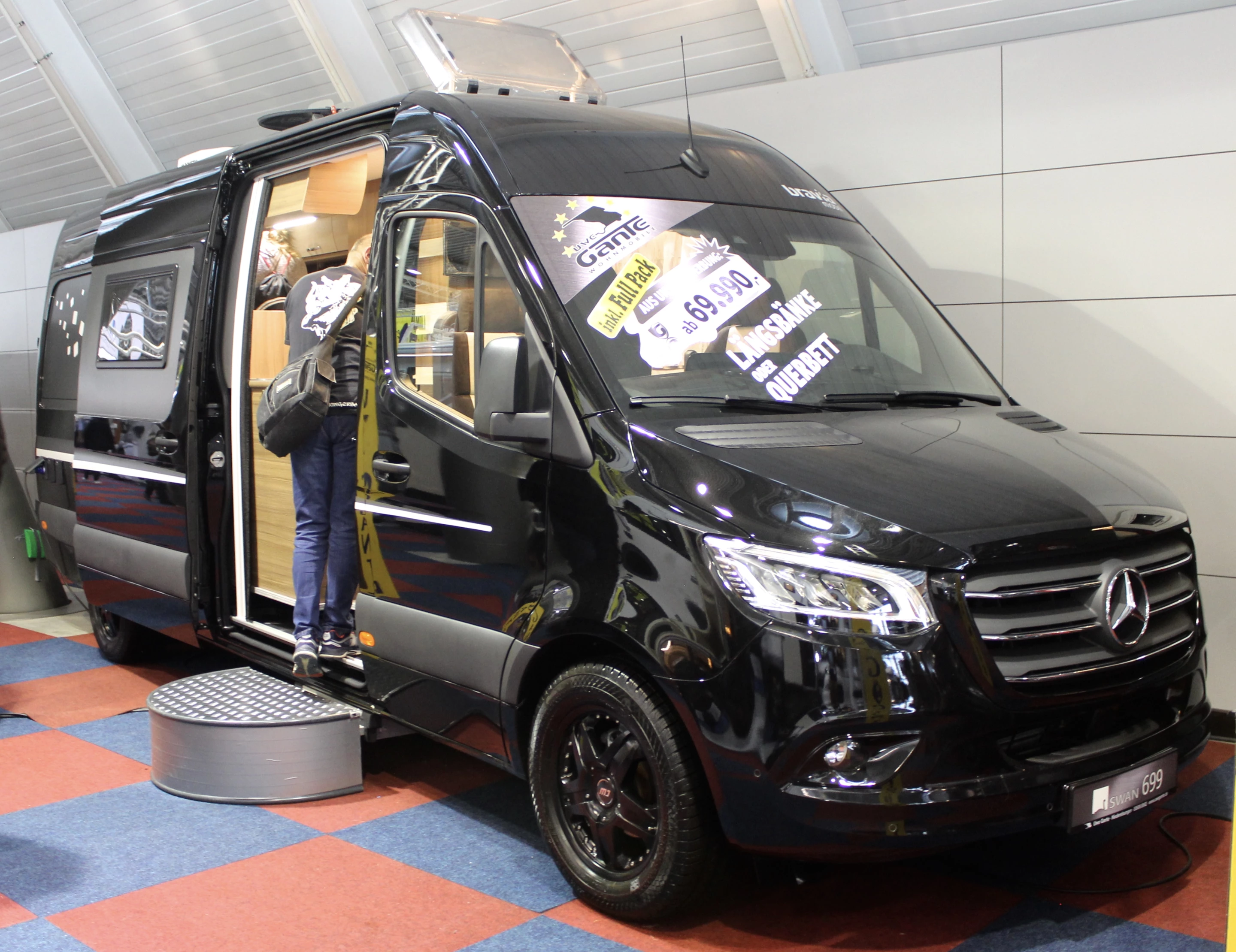 Bravia Mobil Swan 699 at CMT 2019