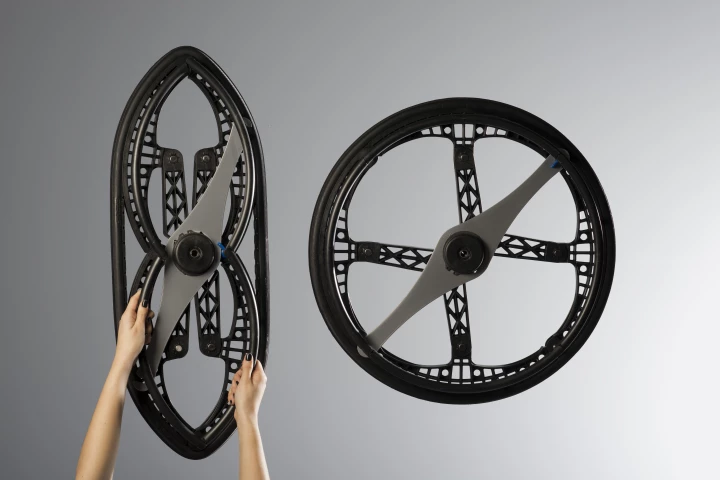 The wheel size is reduced from 24 inches in diameter, to 32 x 12.5 inches when folded