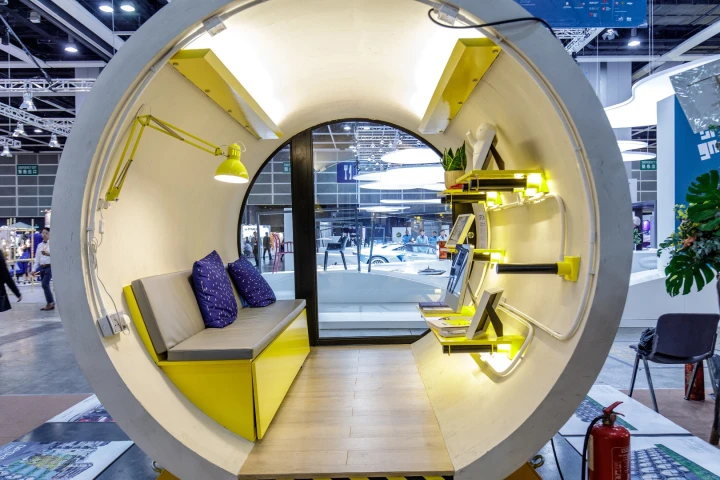 The OPod Tube House comprises a total floorspace of 100 sq ft (9.29 sq m)