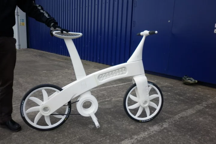 Engineers from the Bristol wing of the European Aeronautic Defence and Space Company (EADS) have announced the development of the first bicycle using Additive Layer Manufacturing (ALM) technology