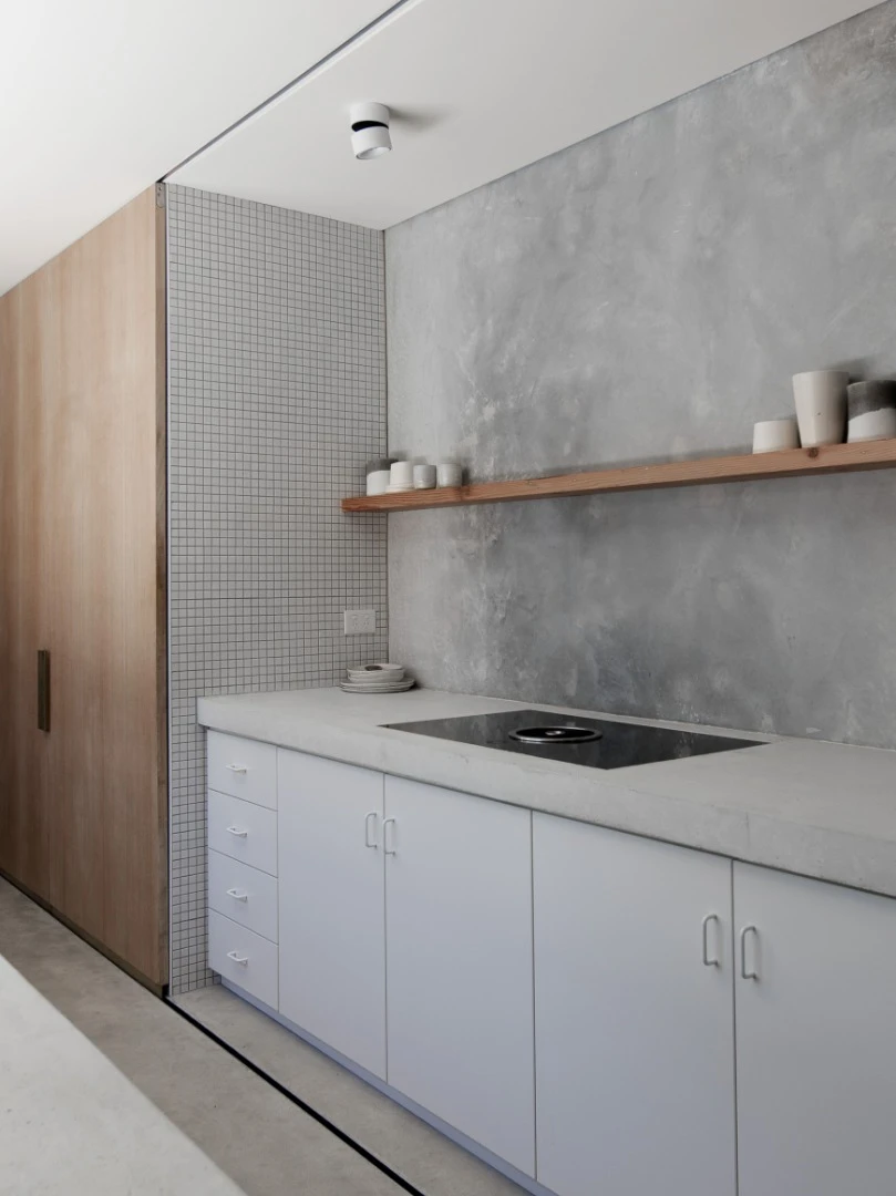 European wall kitchen