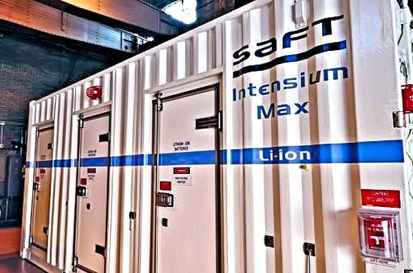 SAFT Batteries Max20 containerized Li-ion battery bank (Photo: SAFT Batteries)