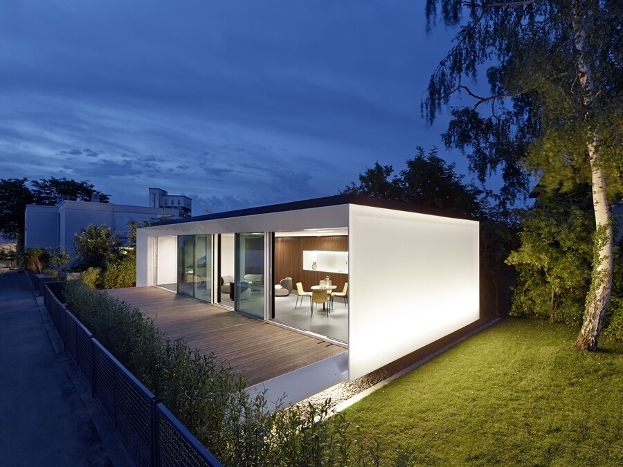 Aktivhaus B10 generates enough energy to power itself and two electric cars (Image: Zooey Braun)