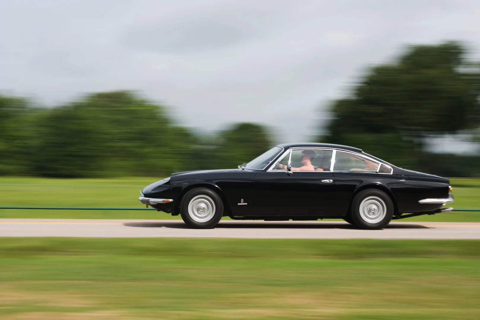 This 1969 Ferrari 365 GTC by Pininfarina is estimated to sell for between $850,000 and $1,100,000