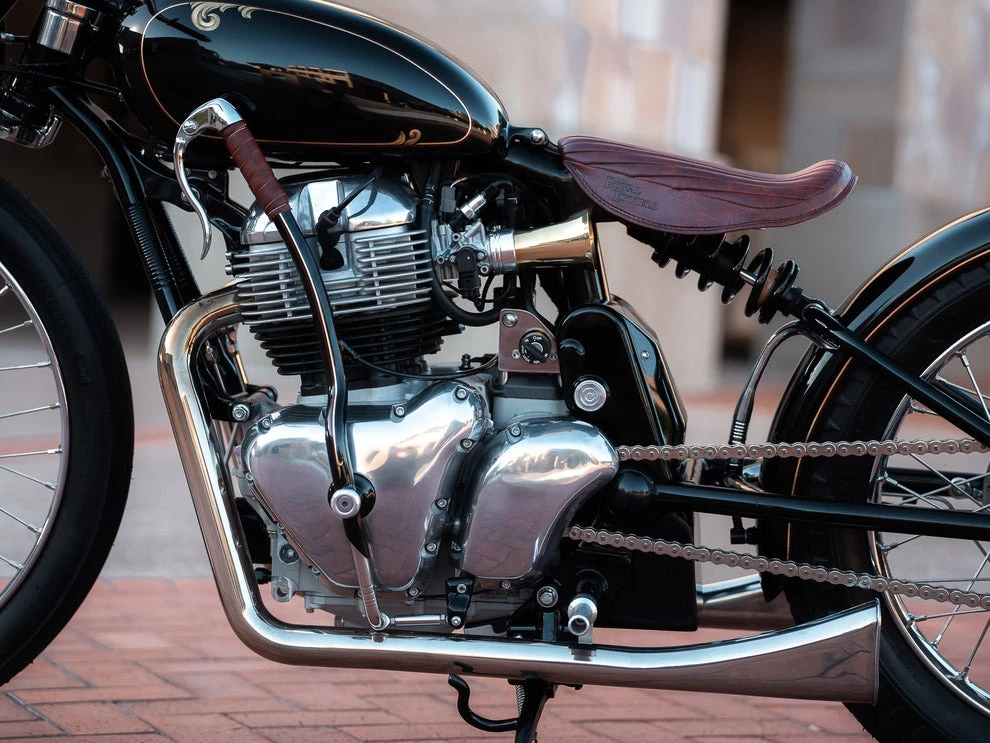 It has the same air and oil-cooled 648cc parallel twin motor that produces 47 horsepower and 38.3 lb-ftof torque