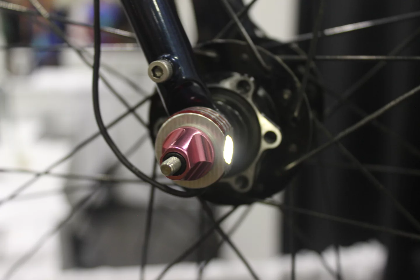 When users need to remove a wheel, they just unplug the wire from that wheel's LEDs
