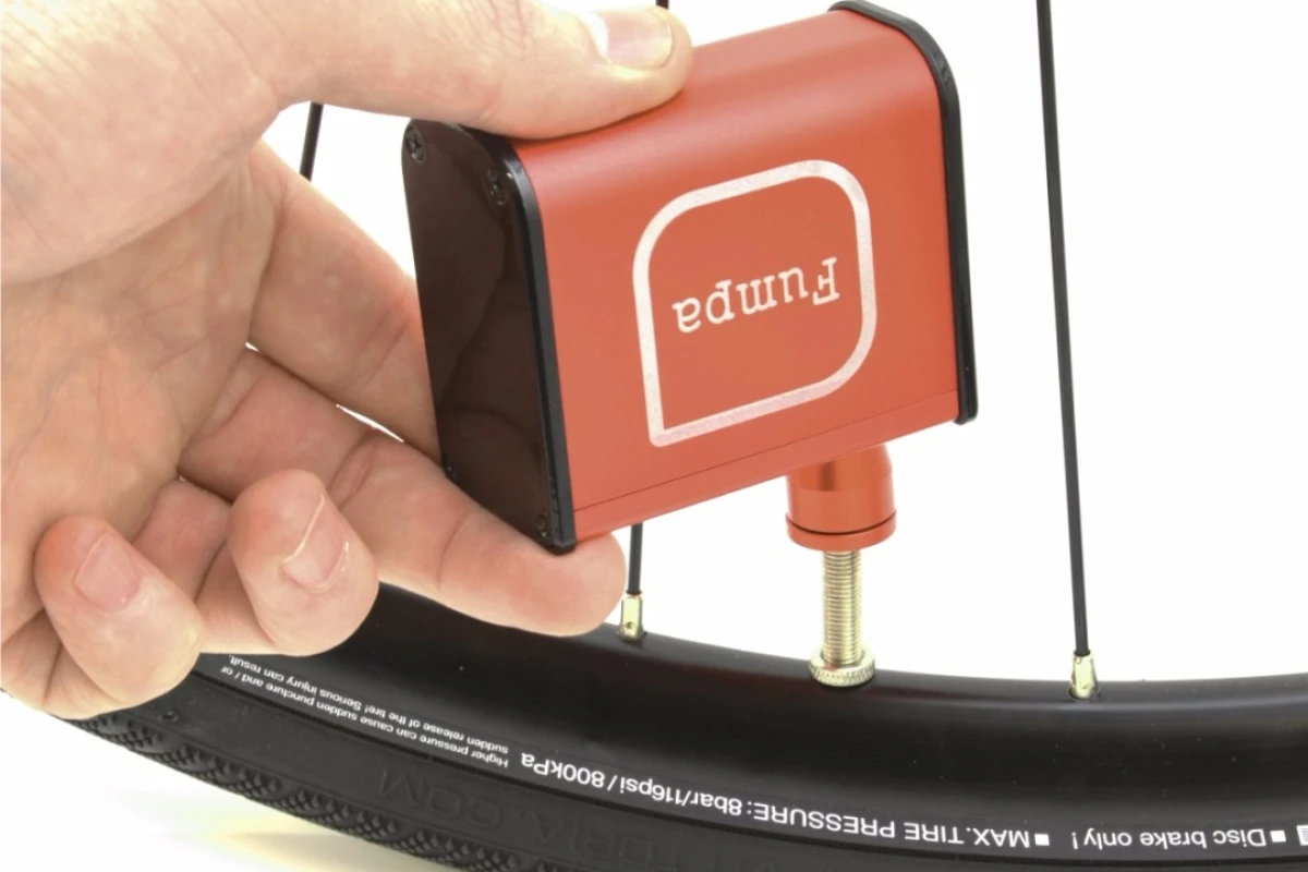 The miniFumpa is a reusable alternative to compressed air canisters