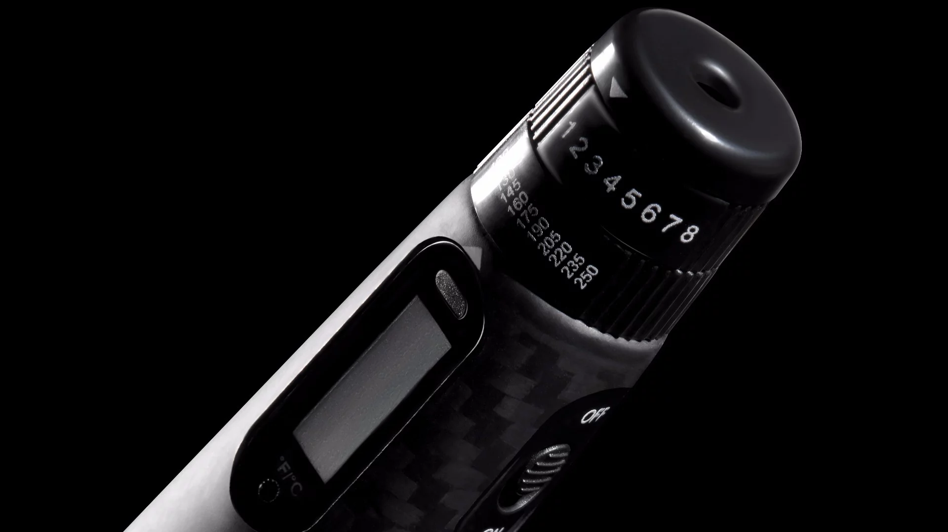 The pen itself features adjustable dials for tweaking temperature (100 – 250 °C) and speed (10-100 percent)