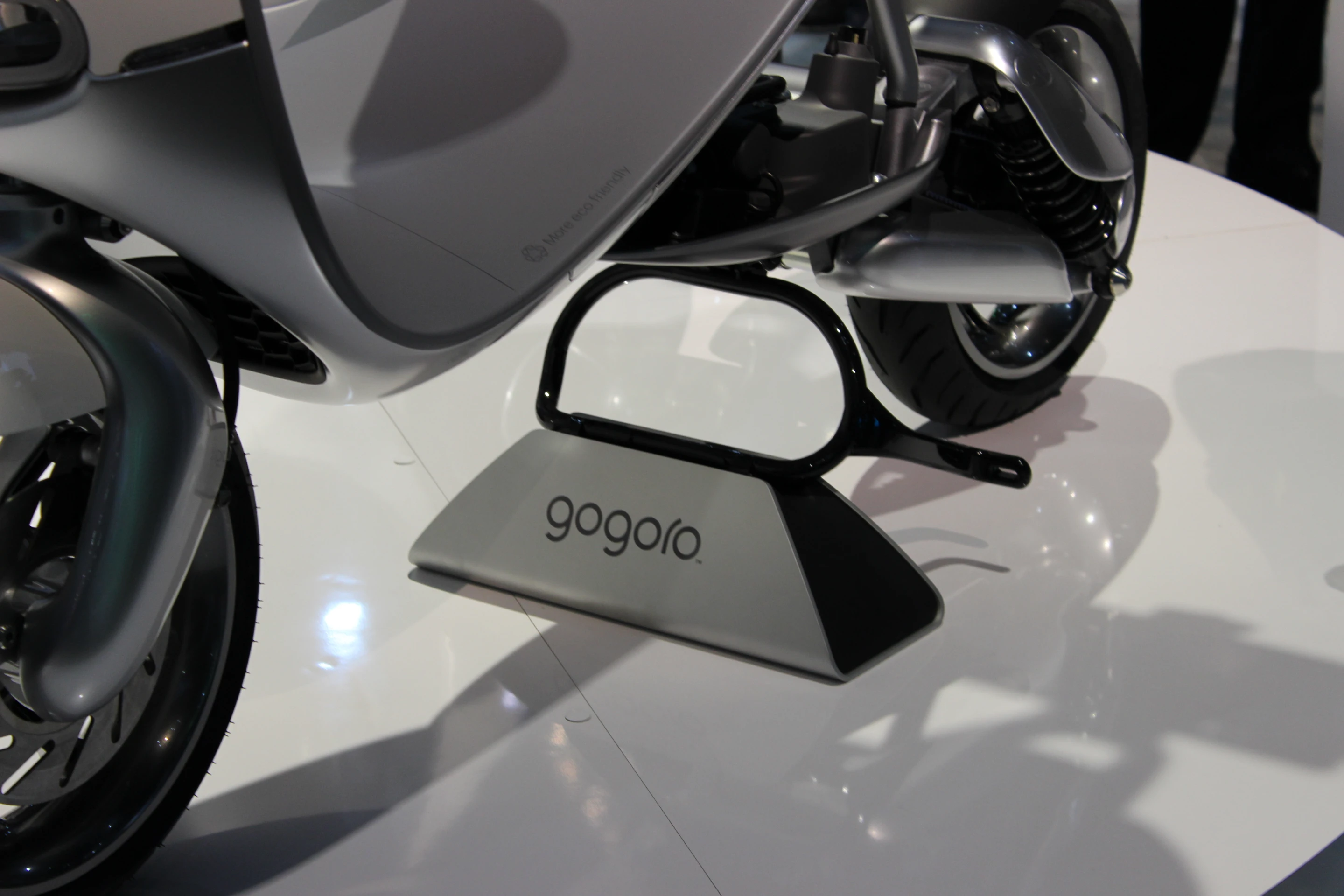 The Gogoro Smartscooter is able to go from 0 to 50 km/h (31 mph) in 4.2 seconds (Photo: Will Shanklin/Gizmag.com)