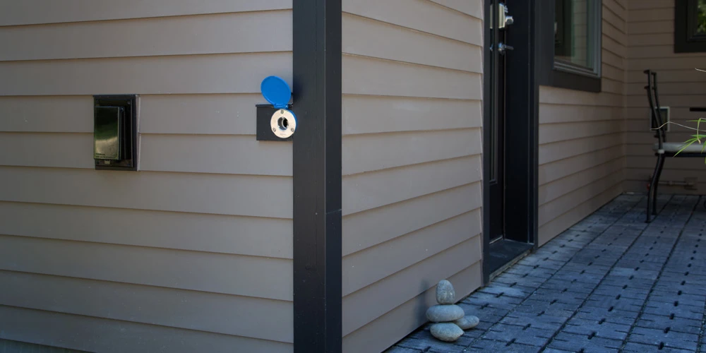 Aquor has also developed a replacement for outside faucets called the House Hydrant