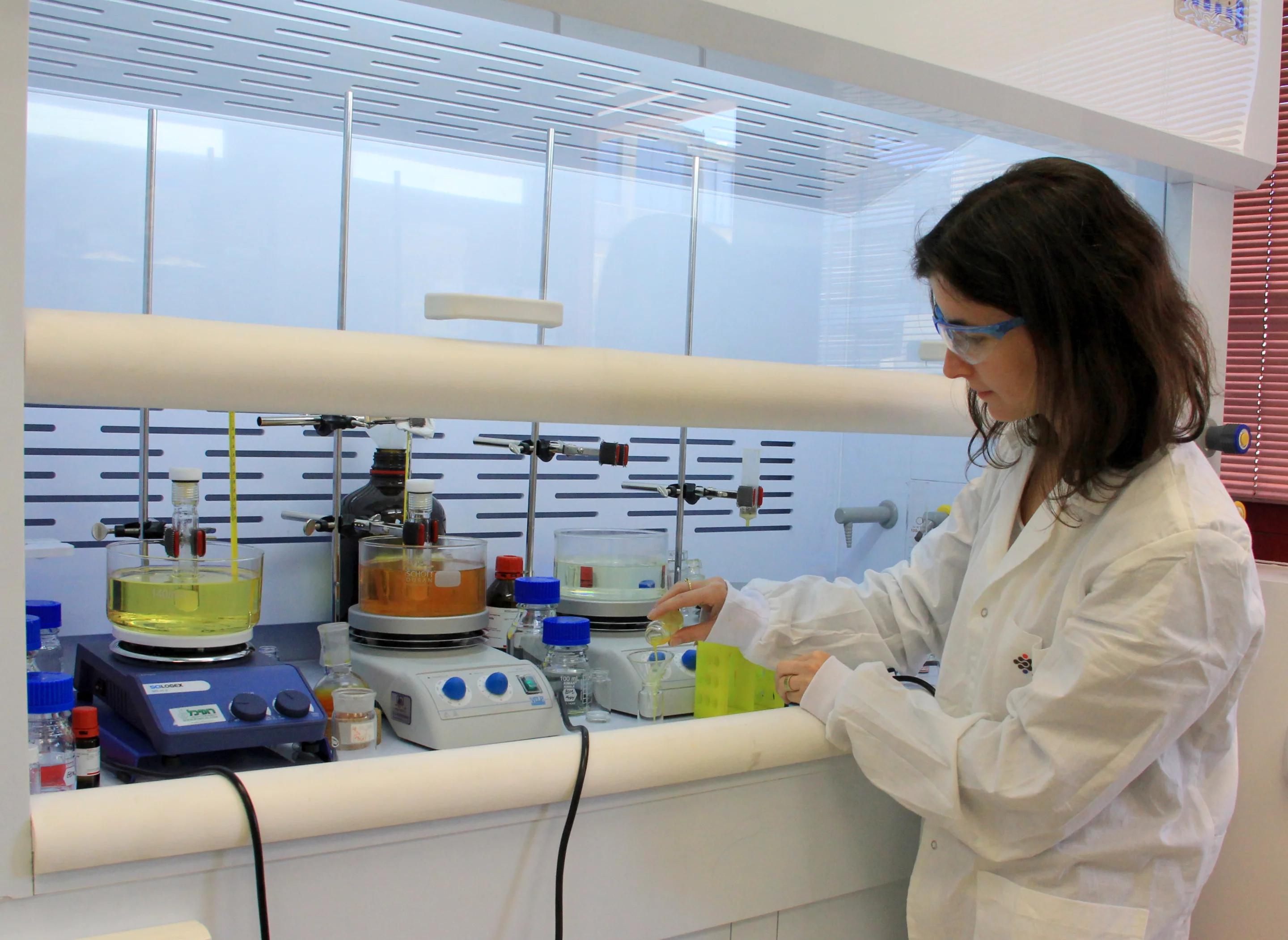 The company says the nanodots are inexpensive and environmentally friendly (Photo: StoreDot)