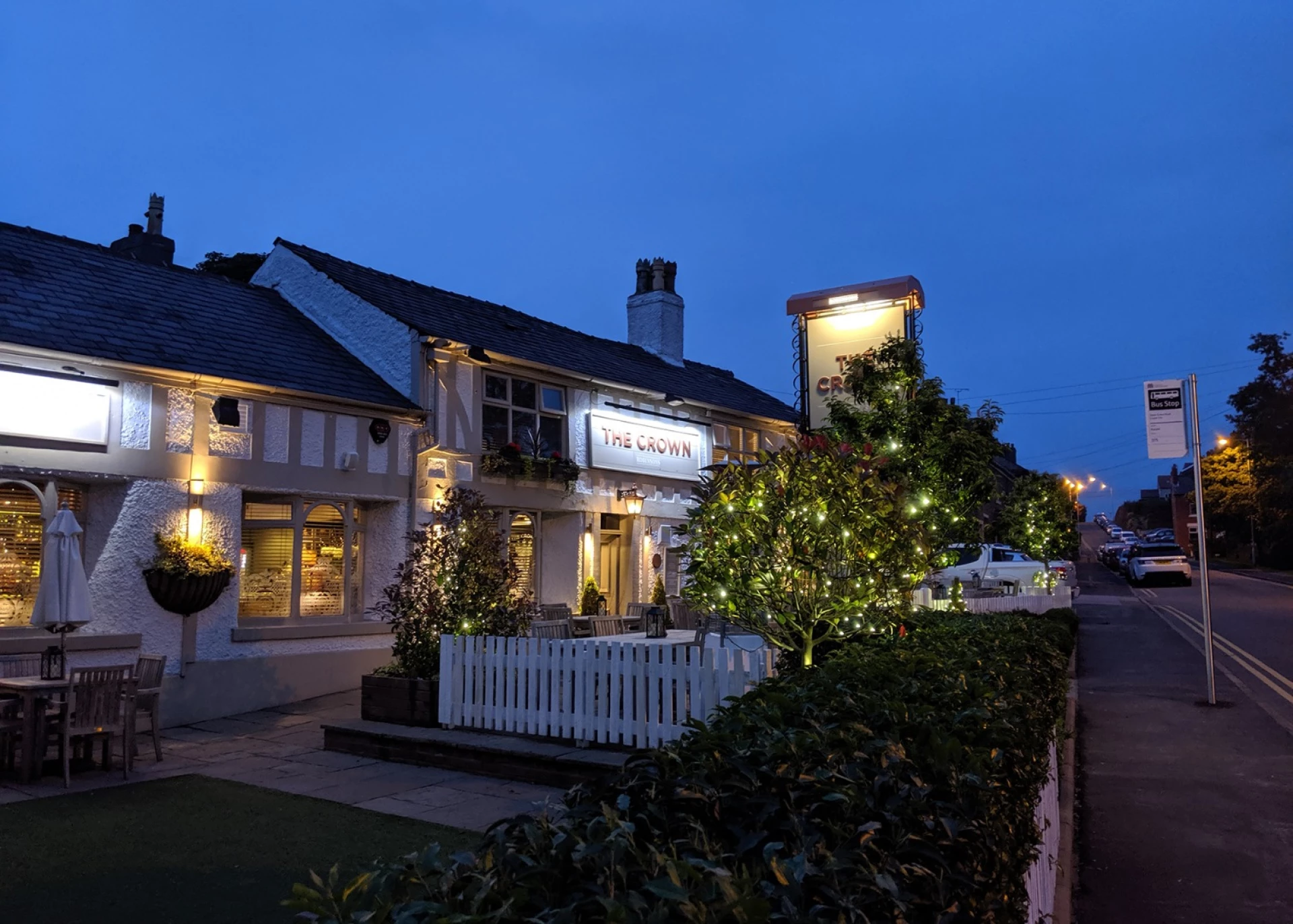 Google Pixel 3a and 3a XL review: Mid-range smartphones never looked so ...