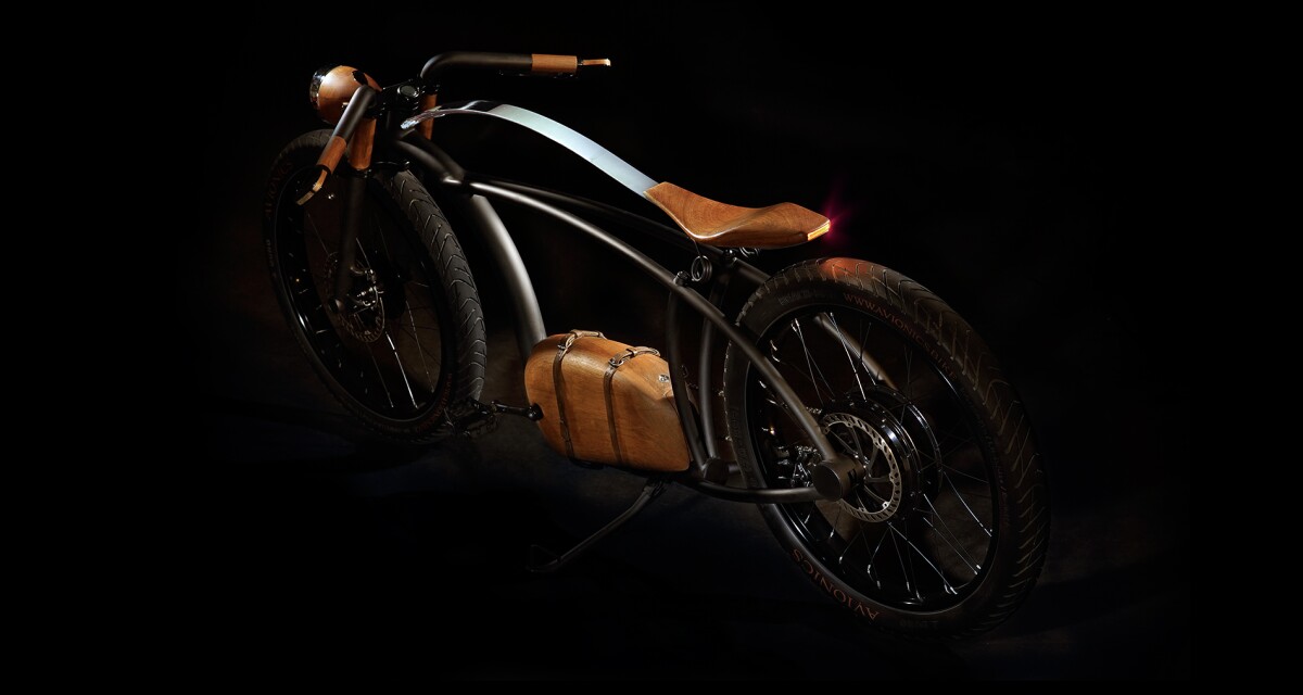 Avionics V1: leaf spring seat support emulates the sleek shape of a fuel tank