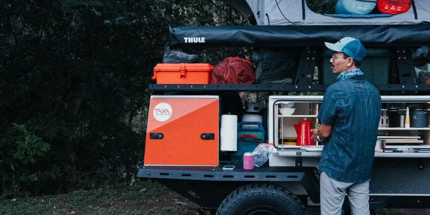 The Kammock Edition Woolly Bear trailer gets some extra color