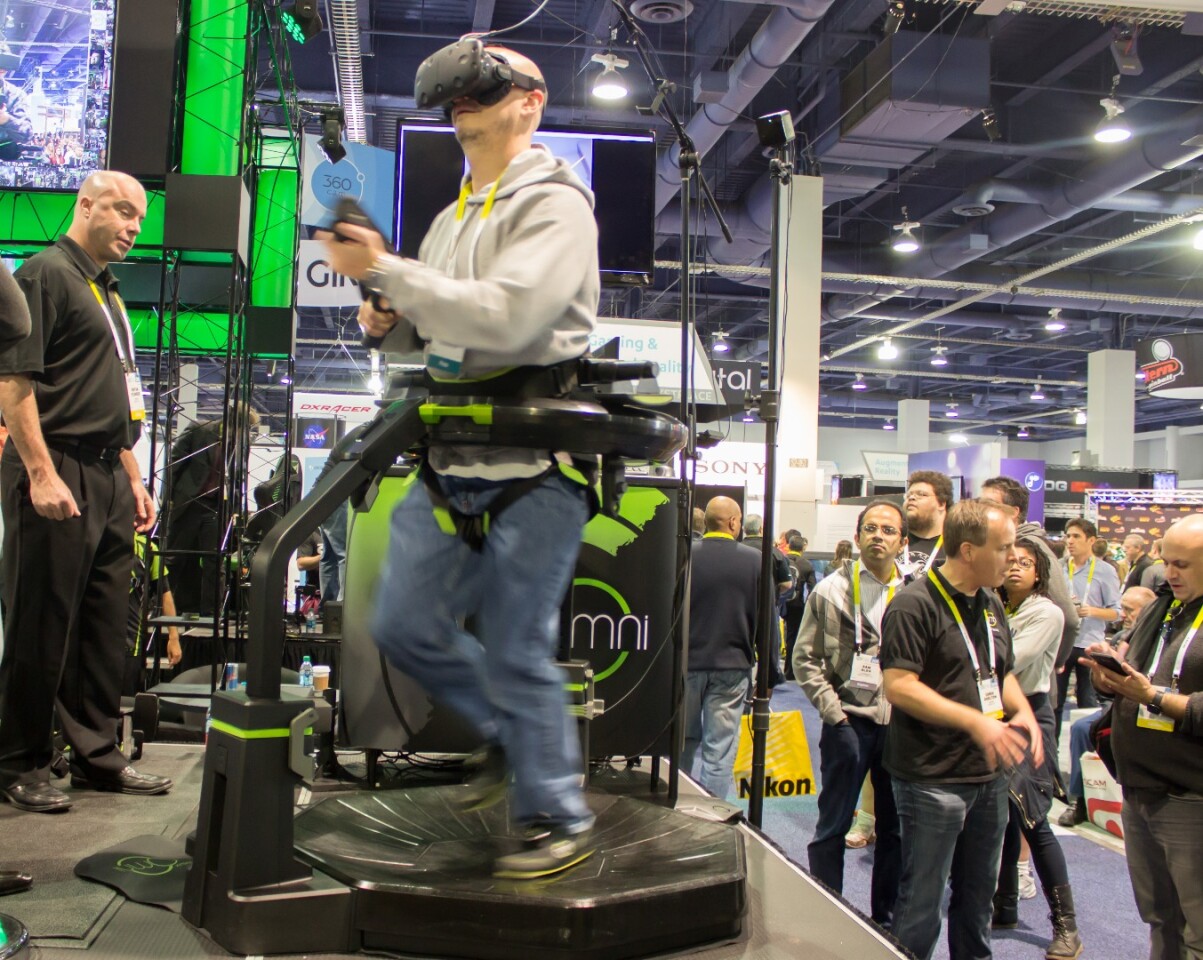Virtuix Omni VR treadmills not yet living up to the promise (handson)