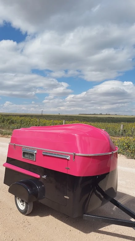 At just 650 lb, the Classic American Dream is a light, versatile trailer that makes for easy towing with a variety of vehicles