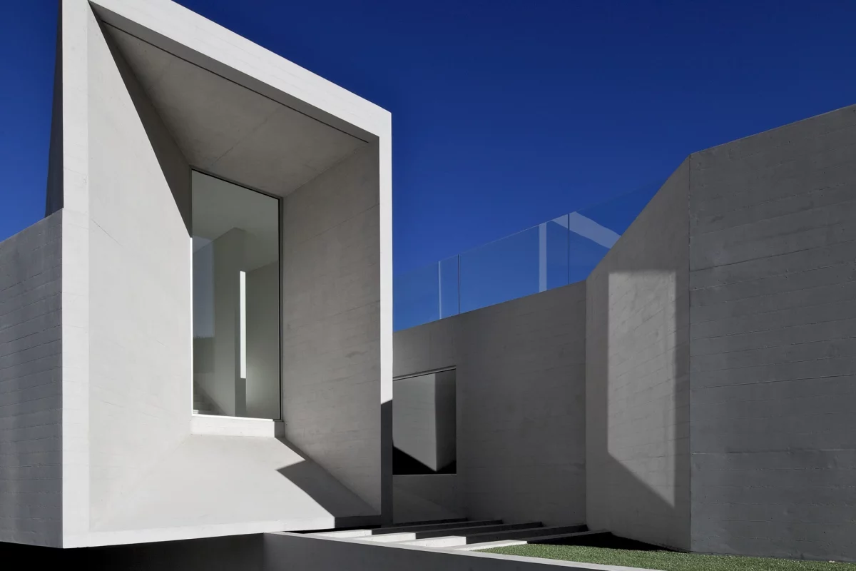 House RP would look right at home in George Lucas sci-fi movie THX 1138 (Photo: Nico Saieh)