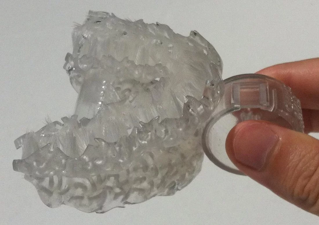 With the new Blizzident toothbrush (if it can be called a toothbrush), a full and complete cleaning of the teeth can reportedly be accomplished in just six seconds