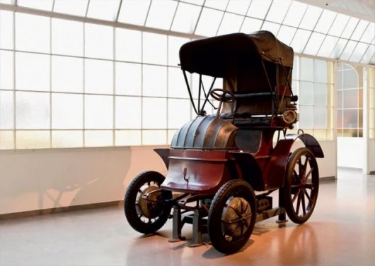 Lohner-Porsche Electric Voiturette System