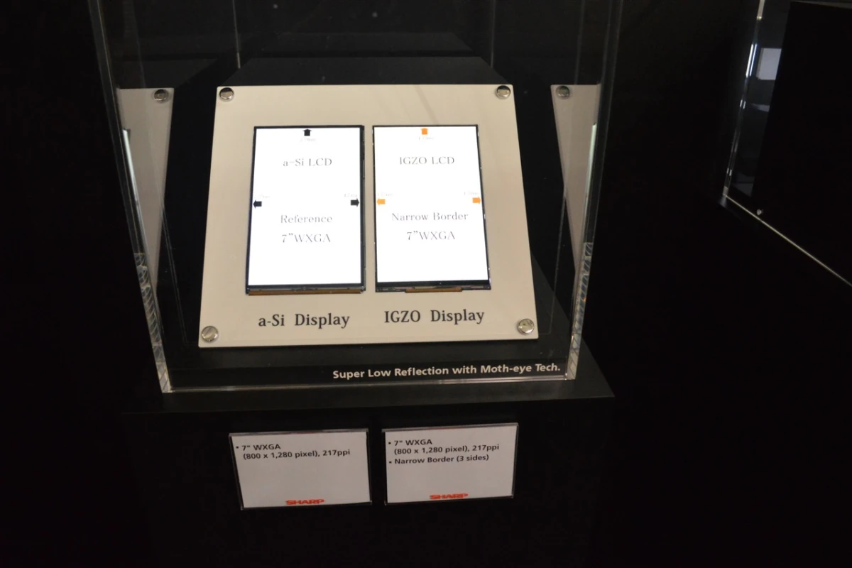 Amorphous silicon and IGZO displays side by side