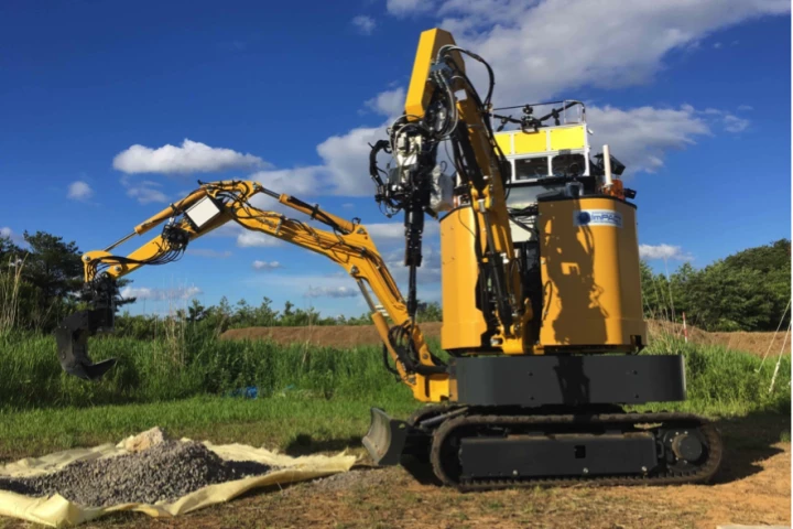 The construction prototype can be operated remotely, with an integrated drone providing the operator with a birds-eye view of the work area
