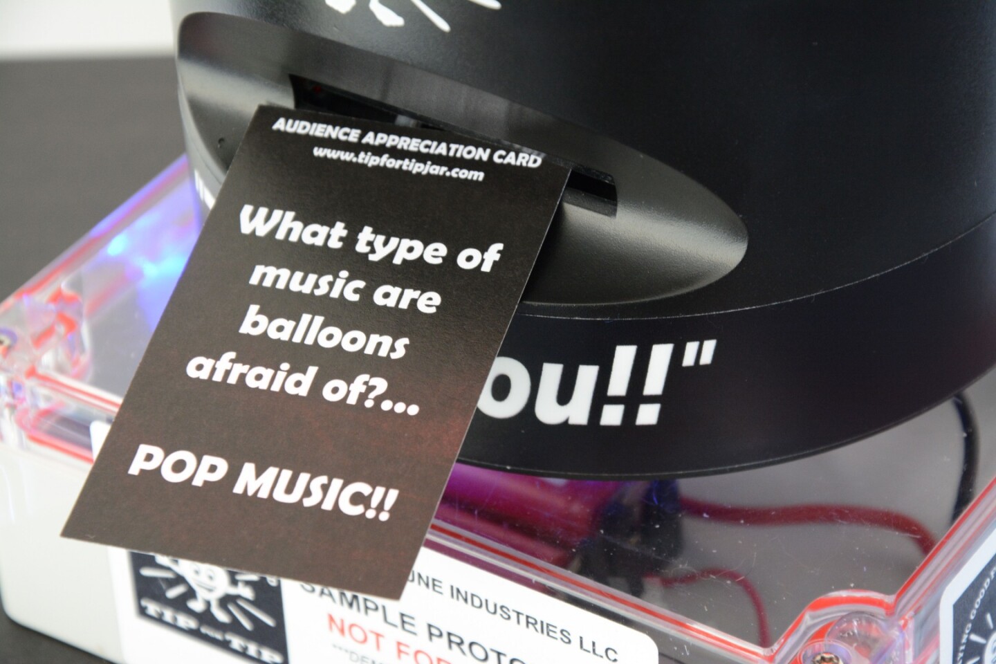 Review Phil the Tip Jar, a carddispensing tip jar for musicians