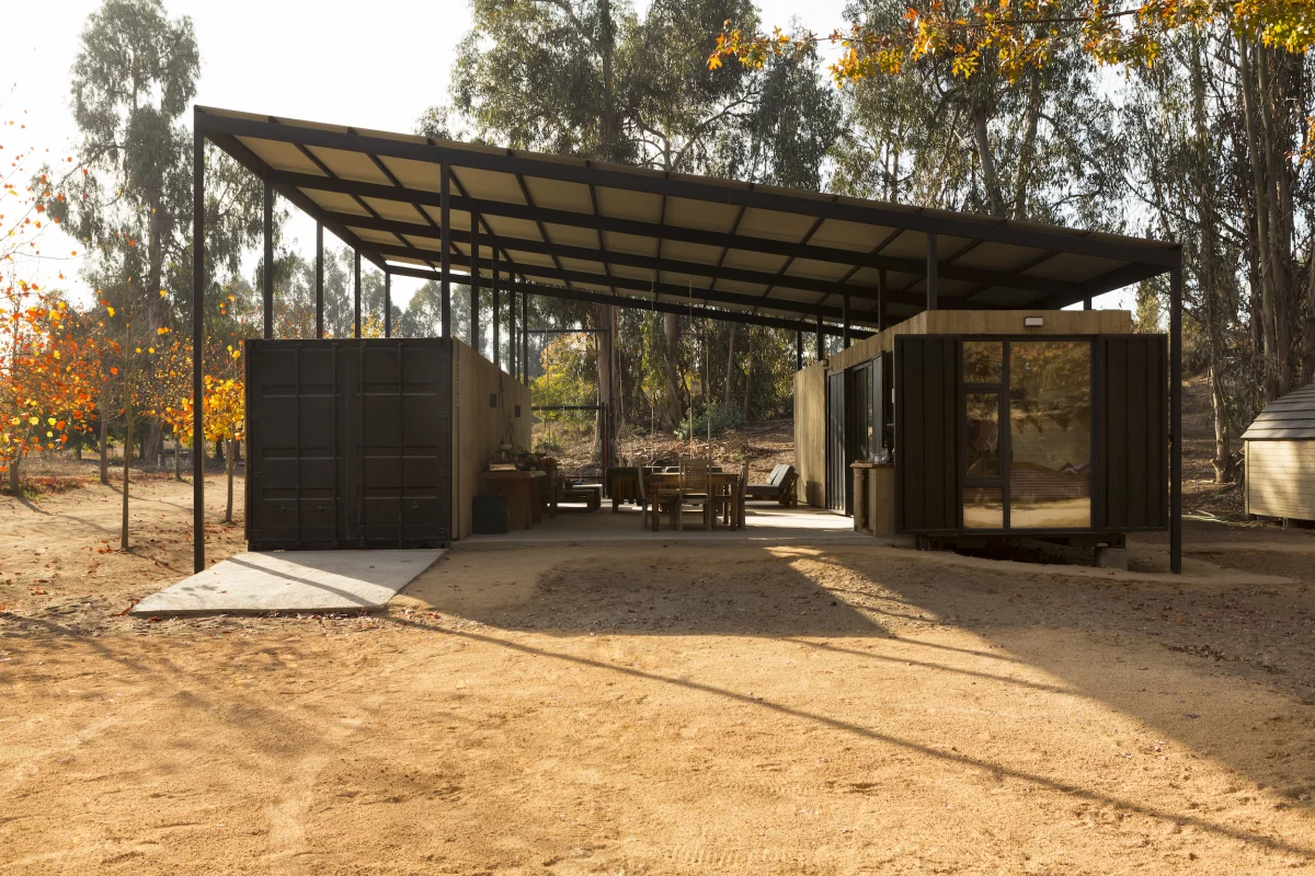 Container House was designed by Plannea Arquitectura and Constanza Domínguez Claro, and is located in Chile