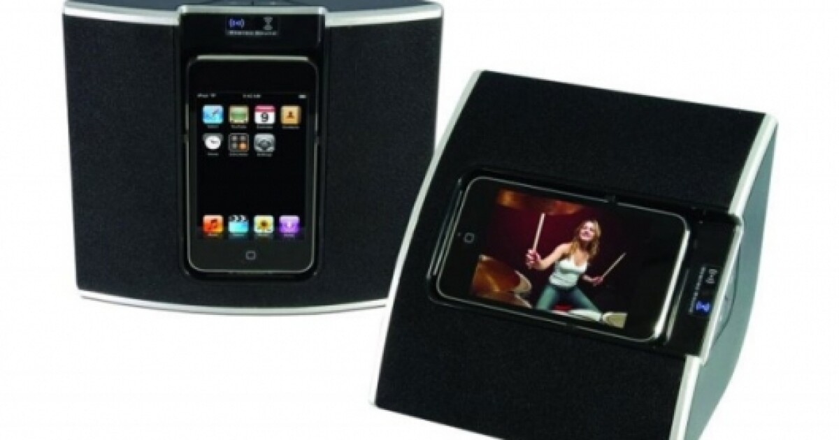 Iphone Speaker Dock Caters For Landscape Viewing