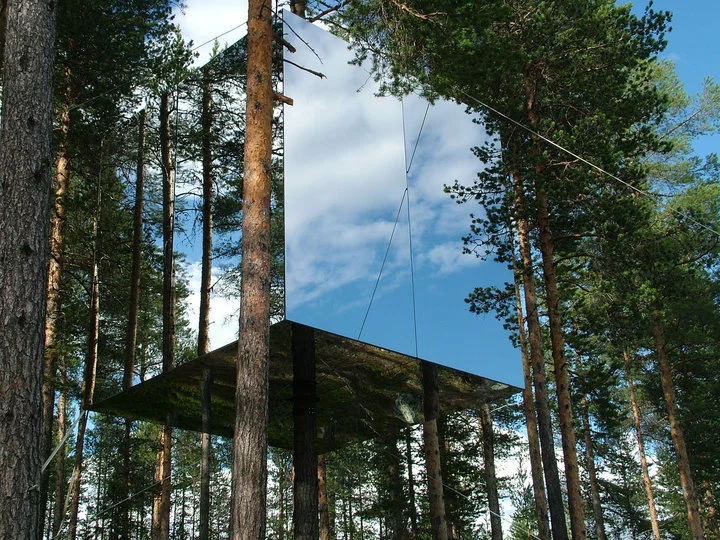 The Mirrorcube