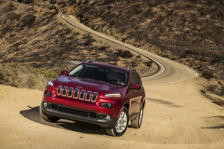 The 2014 Jeep Cherokee will feature the EcoTrac Disconnecting All Wheel Drive system (Photo: Chrysler)