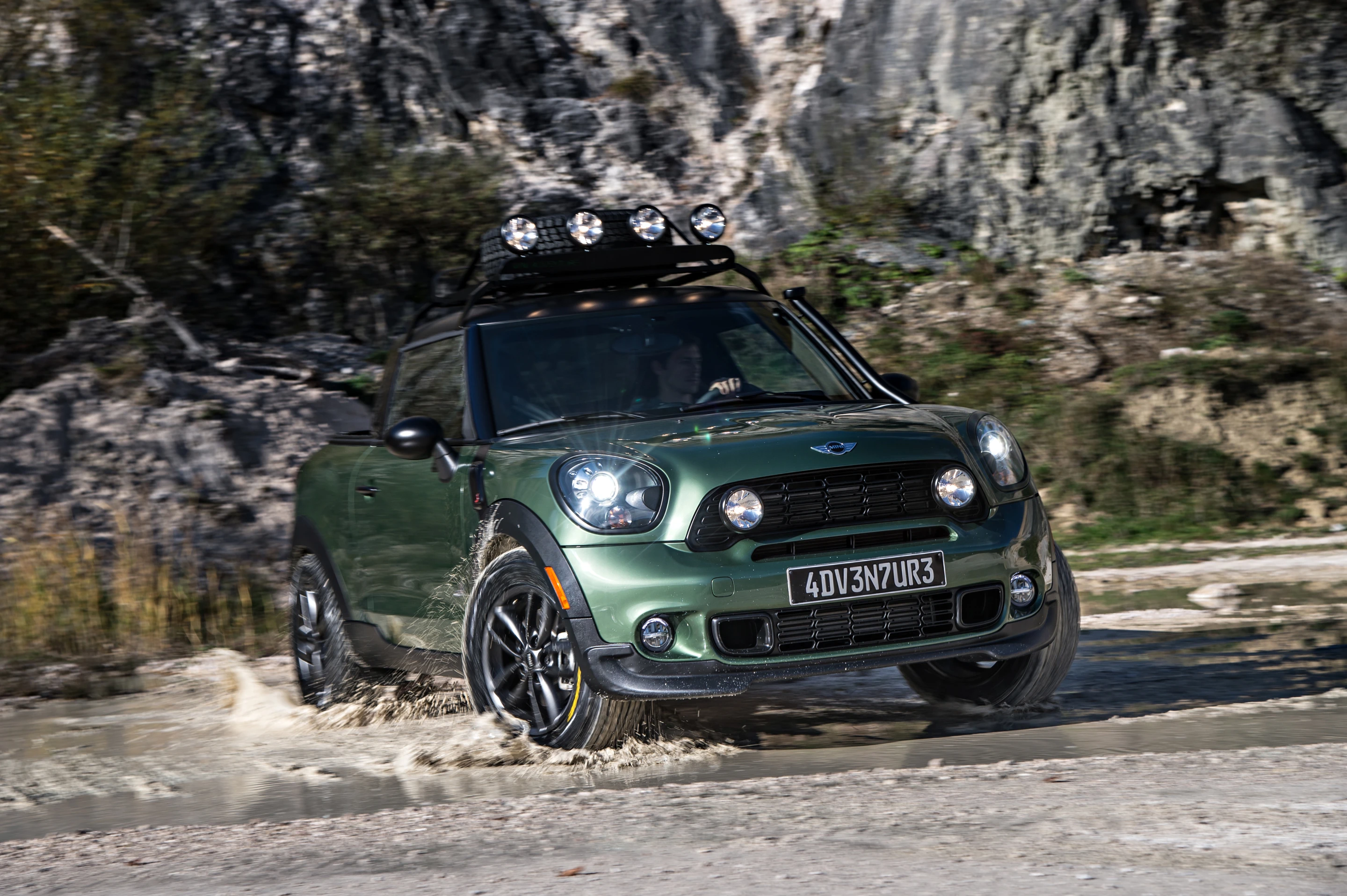 The Paceman Adventure is powered by the 184-hp turbo engine of the Cooper S trim