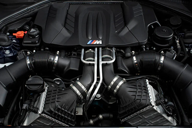 BMW M6 convertible engine bay