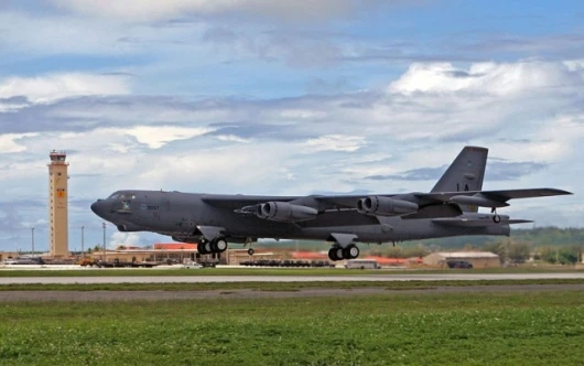 B-52 Stratofortress U.S. Air Force photo/Senior Master Sgt. Mahmoud Rasouliyan