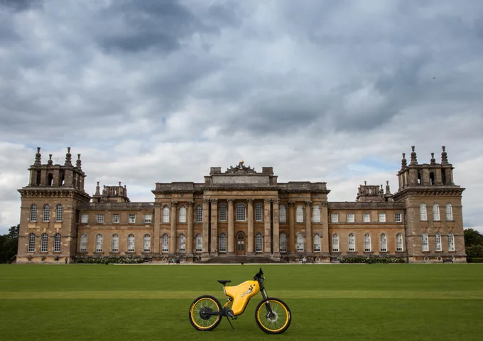 The Greyp G12S made its premiere at Salon Privé 2015